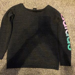 Wide neck sweatshirt